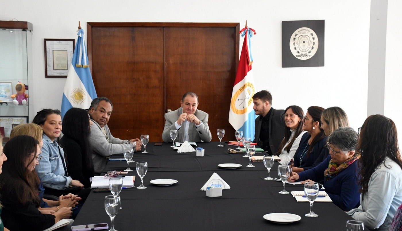 EcoEscuelas: Poletti recibió a directivos de las instituciones que participan de la edición 2026 | Noticias