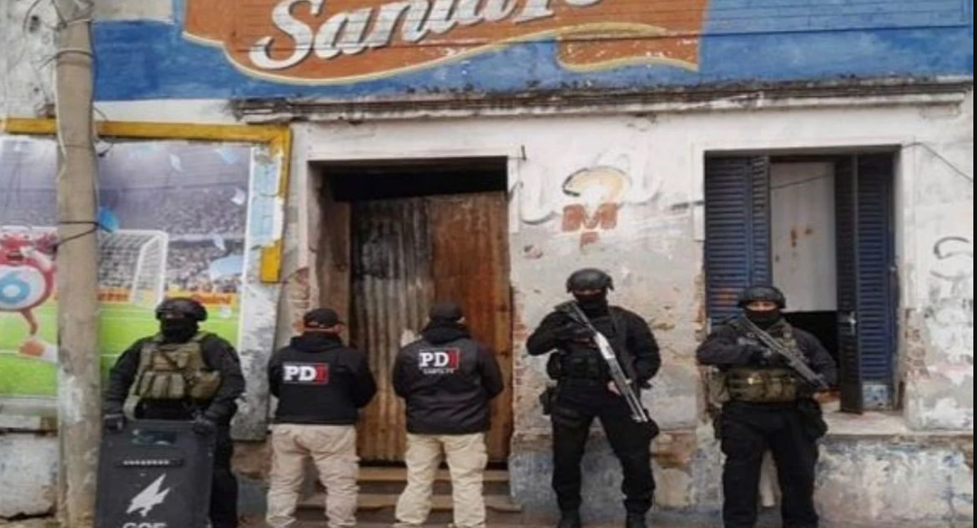Desbarataron un punto de venta de droga en Santa Fe: hay 12 detenidos | Policiales