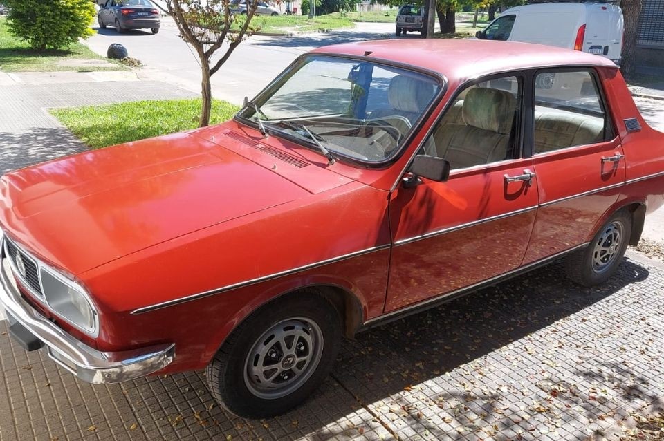 Insólito robo en Santa Fe: se llevaron un auto empujándolo y lo recuperaron | Policiales