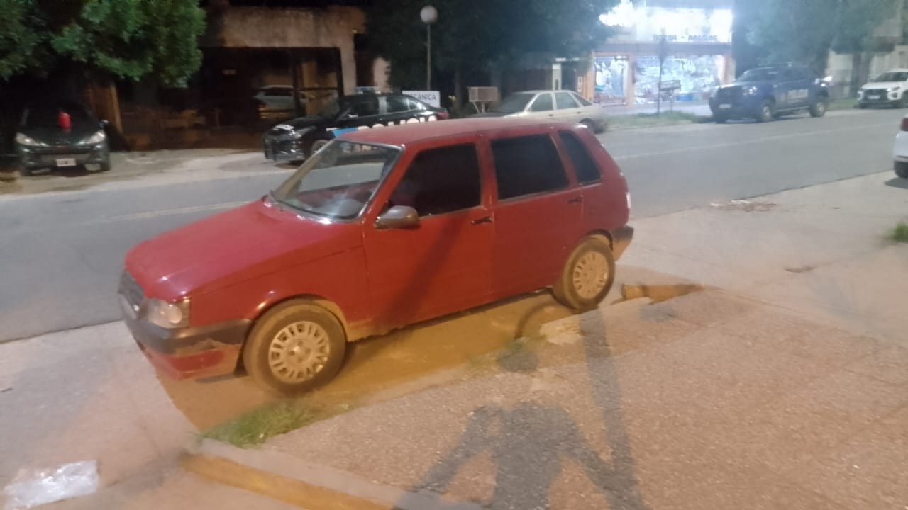 Dos sospechosos armados fueron detenidos tras robo de motos en Santa Fe | Policiales