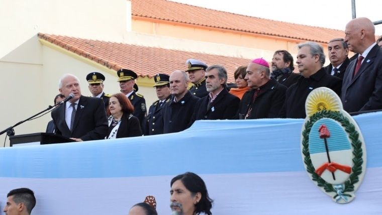 Lifschitz encabezó el acto de su último 25 de Mayo como gobernador | Noticias