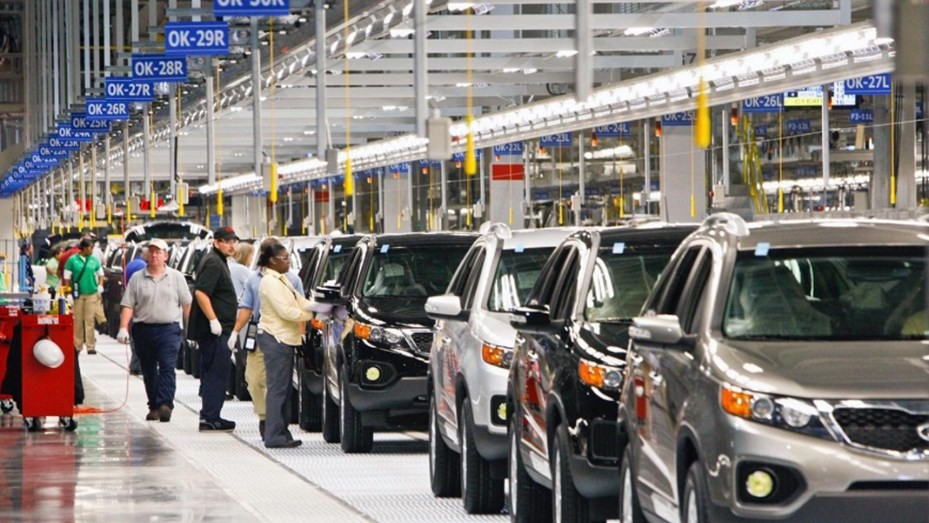 La actividad económica bajó 1,3% en abril: 13 meses consecutivos de caída | Noticias