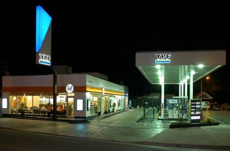 Lunes con aumento de combustibles: YPF incrementó el precio de nafta y gasoil | Noticias
