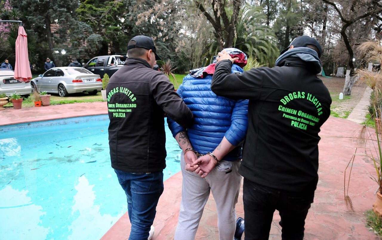 Cayó "El Patrón de Moreno": cobraba planes sociales con cientos de DNI truchos | Noticias