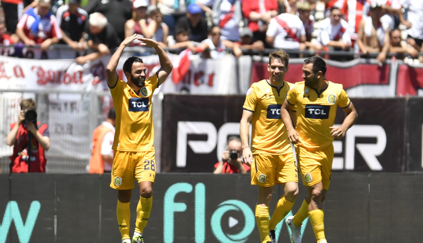 Con gol de Lucas Gamba Central volvió a la victoria y venció a River en el Monumental | Deportes