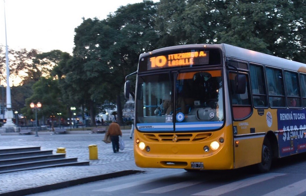 Oficializan el pago del bono de $5000 a choferes de colectivo del interior, con subsidios de la Nación | Noticias