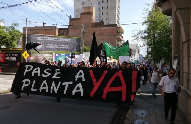 Reclaman el pase a planta de contratados | Santa Fe Directo