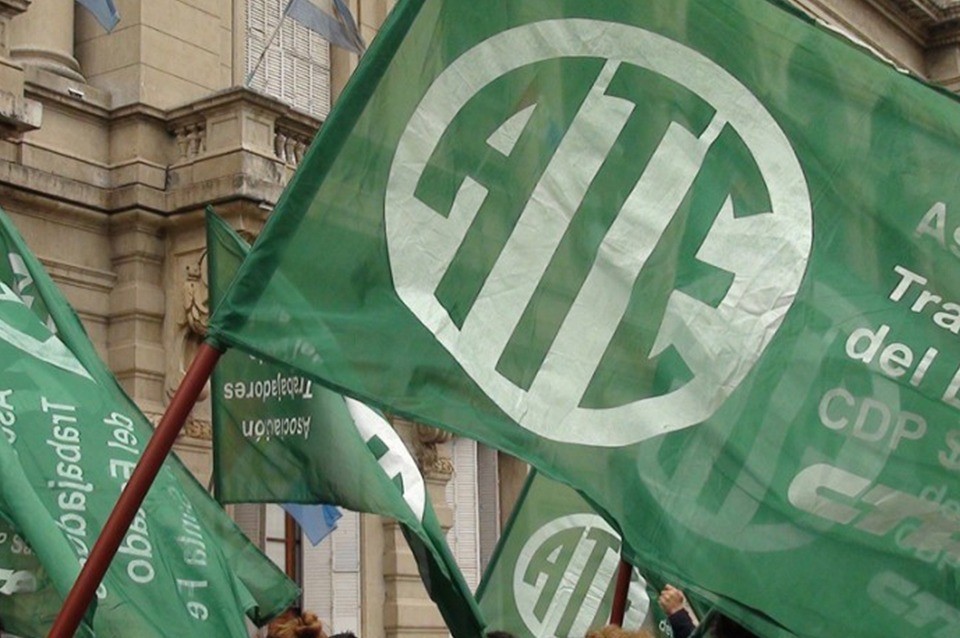 Reclamos por el cronograma de pago al sector pasivo | Santa Fe Directo