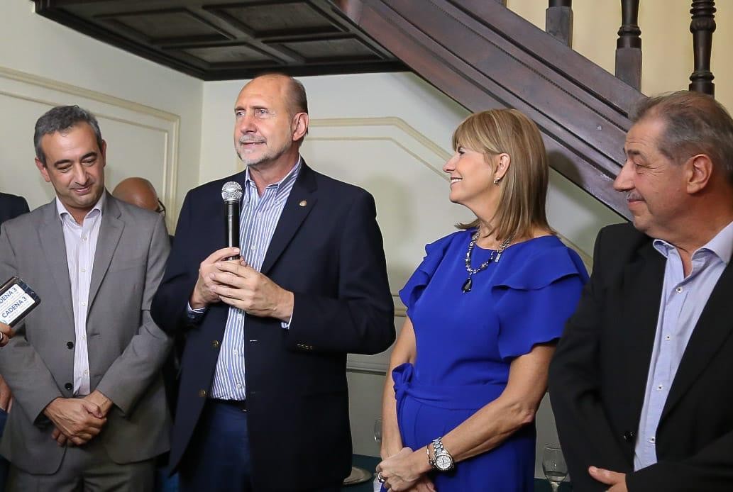 Perotti le dijo a los industriales que quiere "sacar a la cancha otra vez a los emprendedores caídos" | Noticias