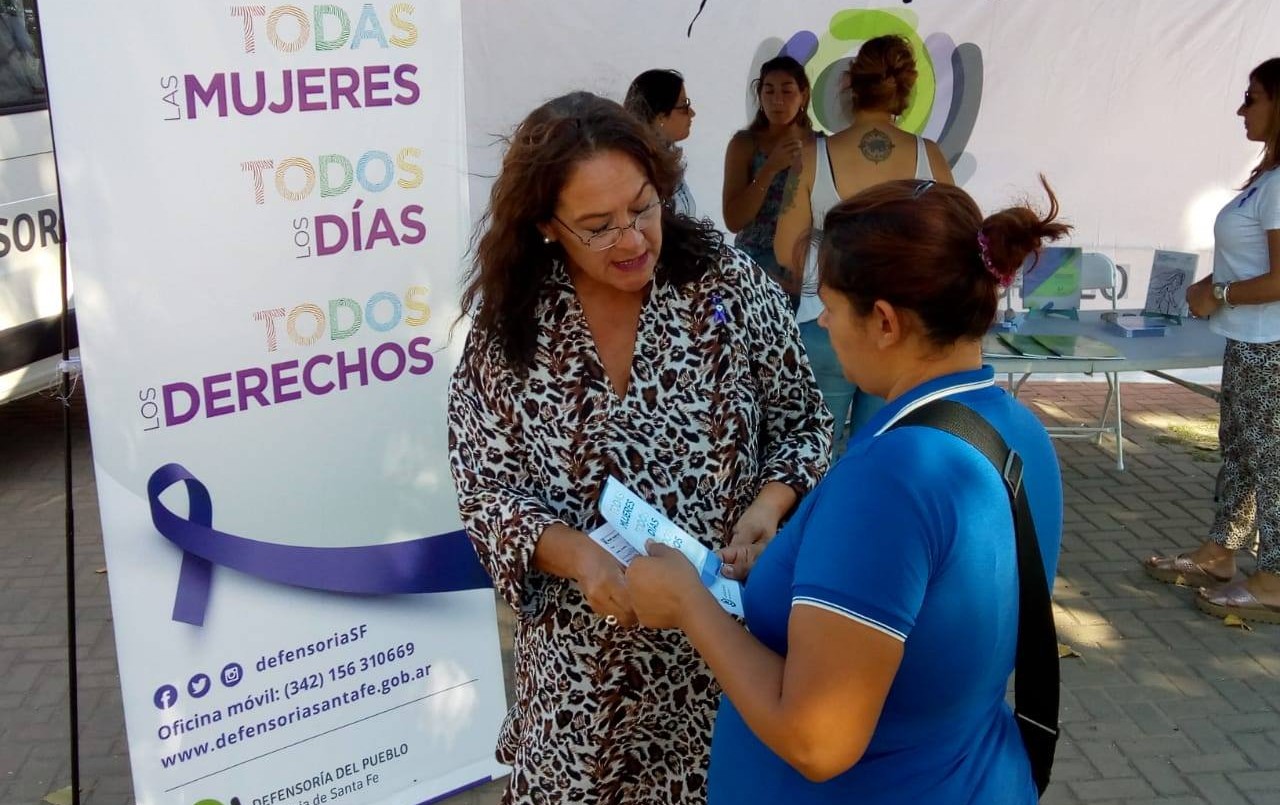 Día internacional de la Mujer: la Defensoría desarrolla actividades en plazas, hospitales y edificios públicos | Noticias