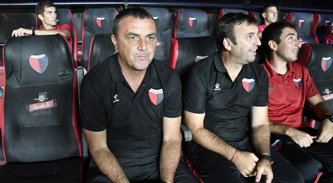 Renunció Osella como técnico de Colón tras la derrota en Córdoba | Noticias