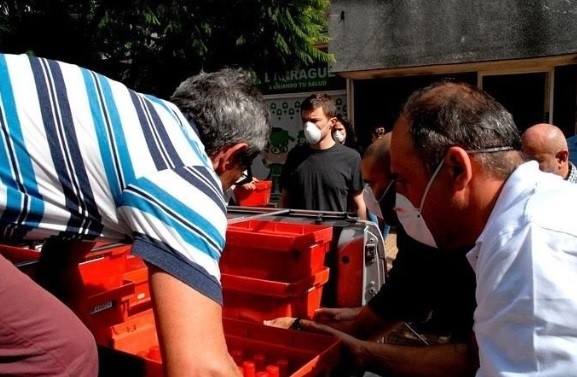 Una farmacia en La Plata tenía 2 mil frascos de alcohol en gel en un depósito | Nacionales