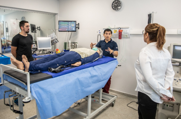 Especialistas de FCM-UNL capacitan a personal del Servicio 107 | Noticias