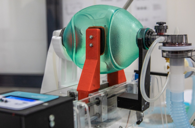 FCV e ICiVet Litoral testearon con éxito un respirador artificial | Noticias