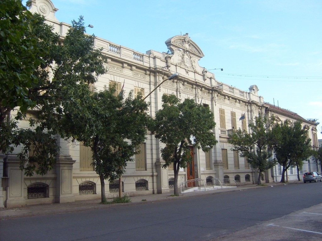 El Registro Civil no modifica la forma de atención: sólo anota defunciones | Noticias