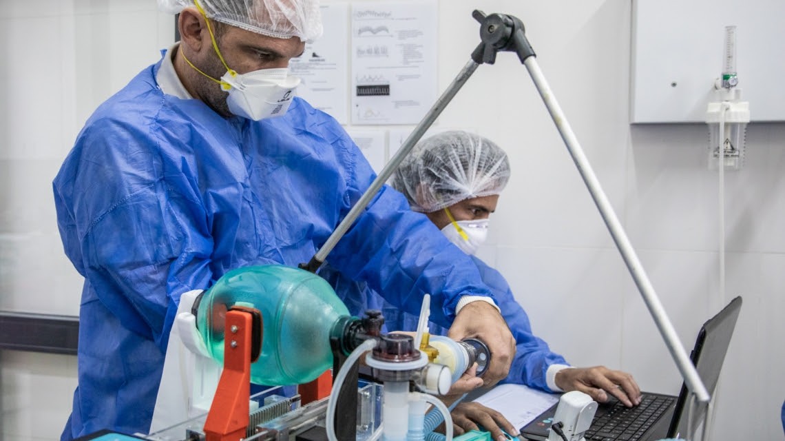 La Provincia junto a la Universidad Nacional de Rafaela desarrollan un soporte respiratorio | Noticias
