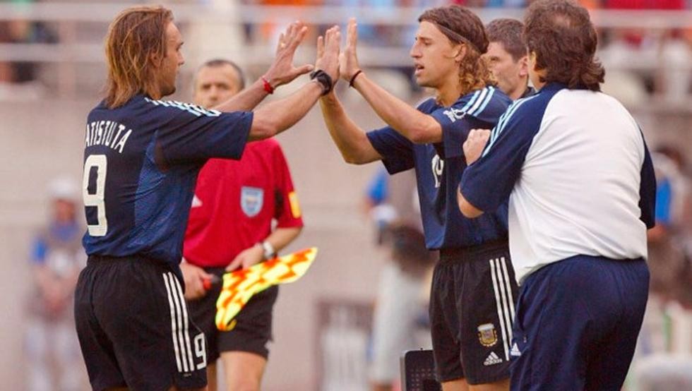 Entrevista a Hernán Crespo: "Bielsa evitaba citarnos con Batistuta para no herir susceptibilidades" | Deportes