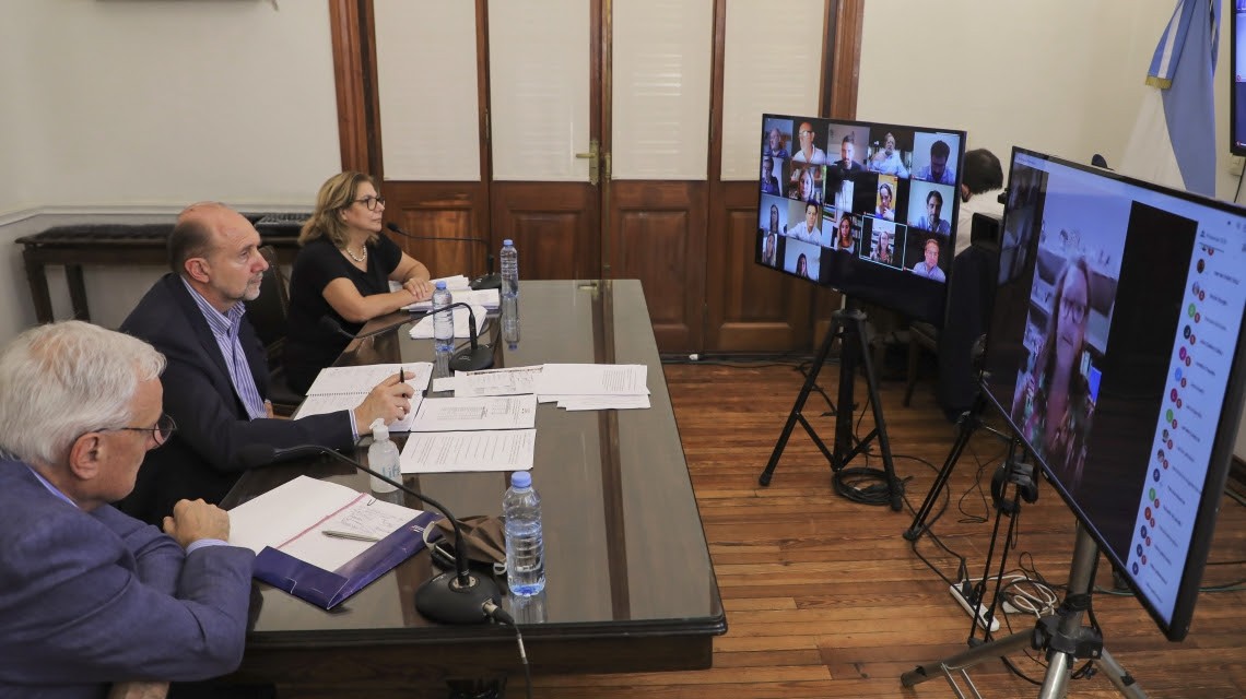 "Todos los santafesinos somos parte de un gran equipo para dar batalla a la pandemia" | Noticias