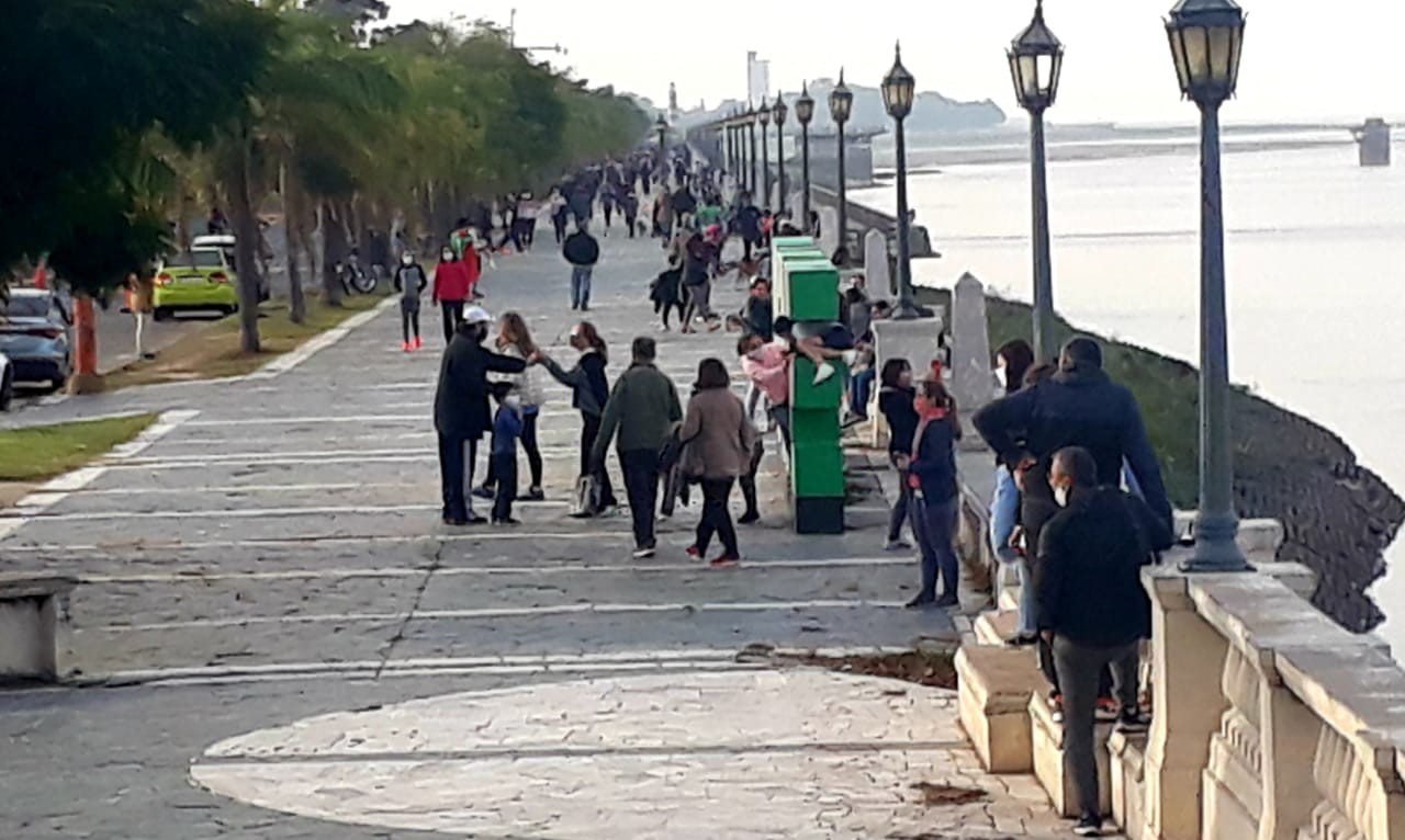 Y un domingo de mayo... los santafesinos redescubrieron la Costanera | Noticias