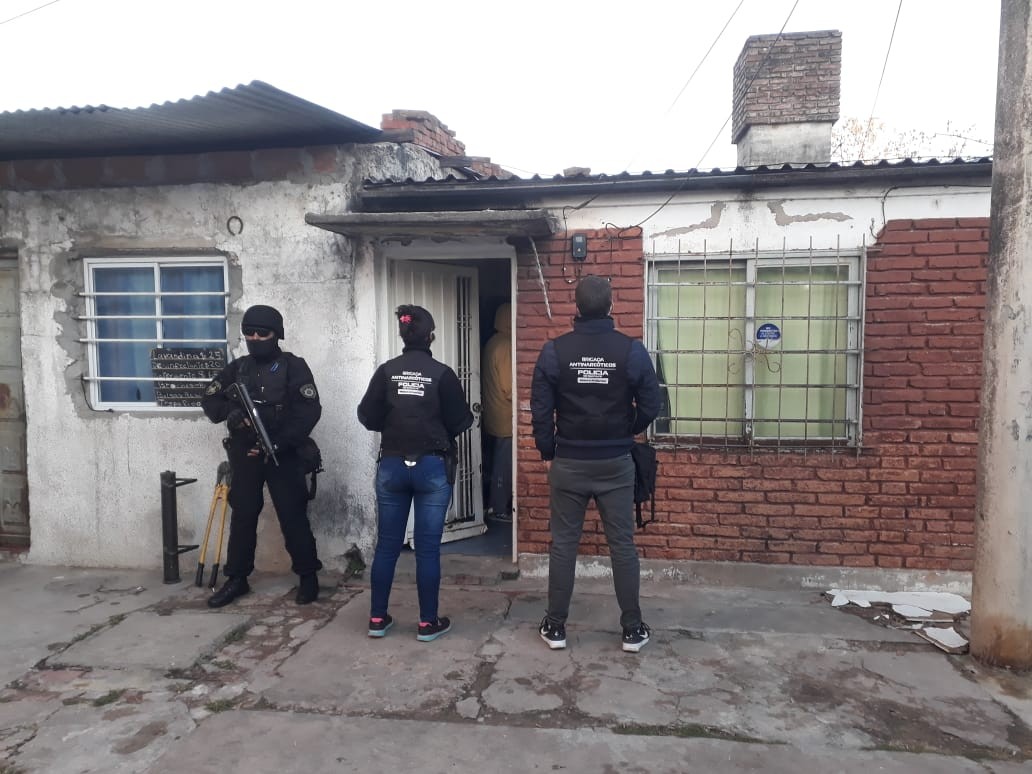 Desbaratan un "bunker" de drogas en Barrio Barranquitas | Noticias