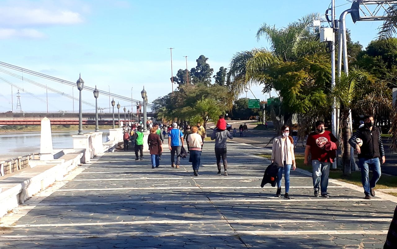 Después de un sábado gris, salió el sol y los santafesinos quieren aprovecharlo | Noticias