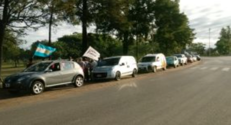 Bocinazo para reclamar a la vuelta al río en Reconquista | Noticias