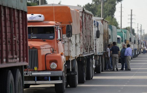 En rechazo a la discriminación y los malos tratos, camioneros se movilizan en Santa Fe | Noticias