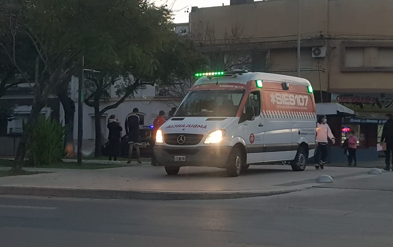 Hallaron desvanecida en Avenida Freyre a una mujer que era buscada | Noticias