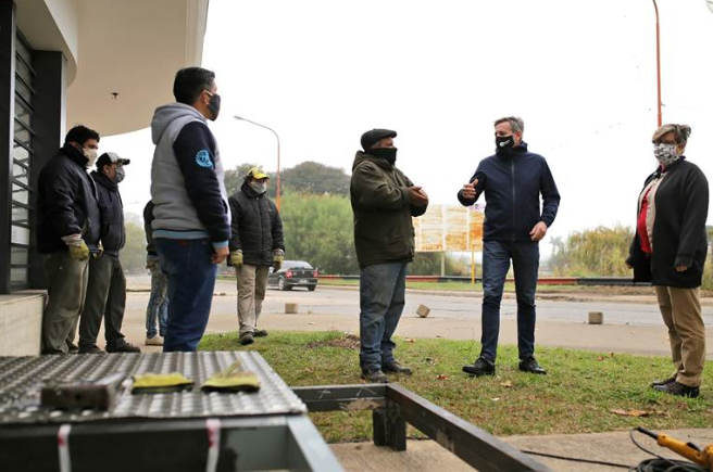 Se realizan refacciones en el edificio municipal del acceso sur a Santa Fe | Noticias