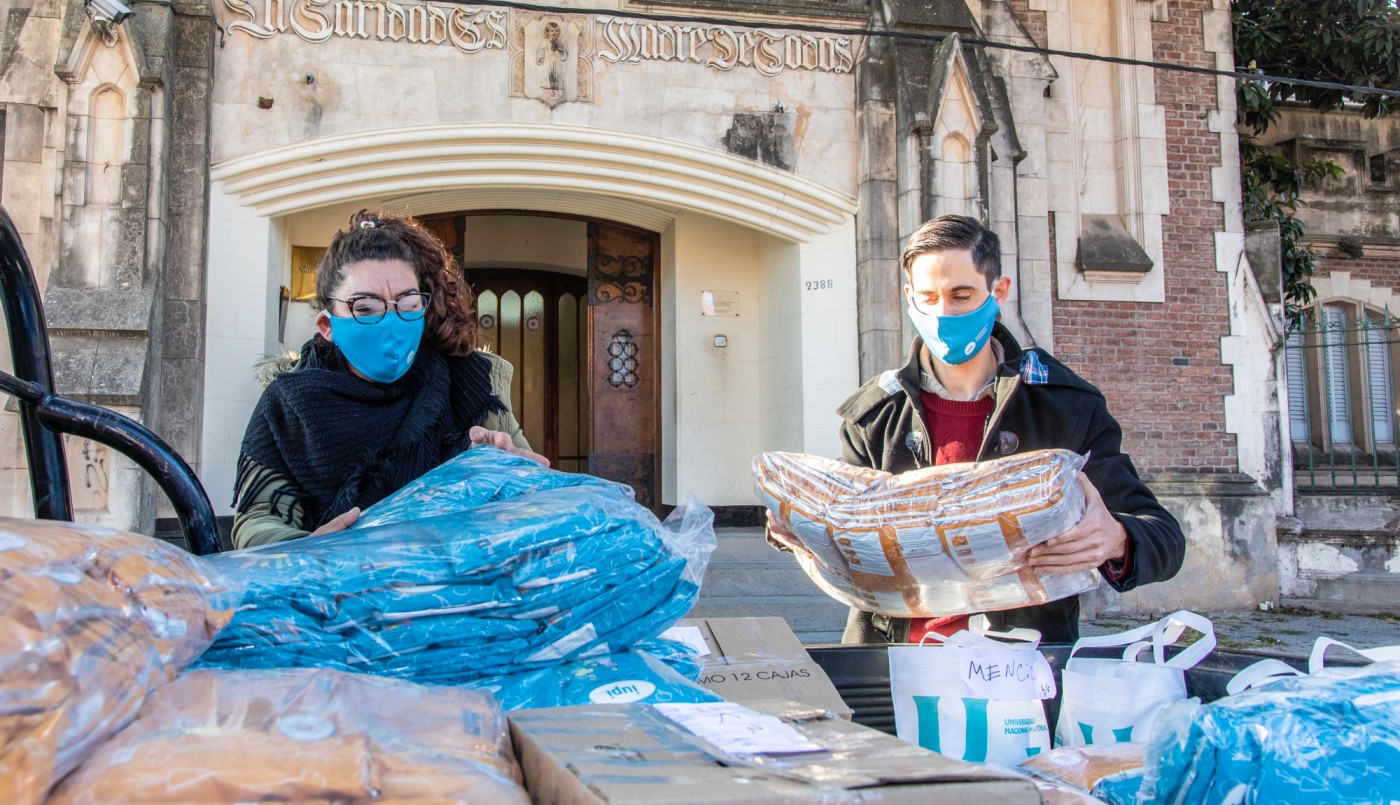 Innovatón solidario: la UNL entregó 4 mil raciones de alimentos a organizaciones sociales | Juntos y solidarios