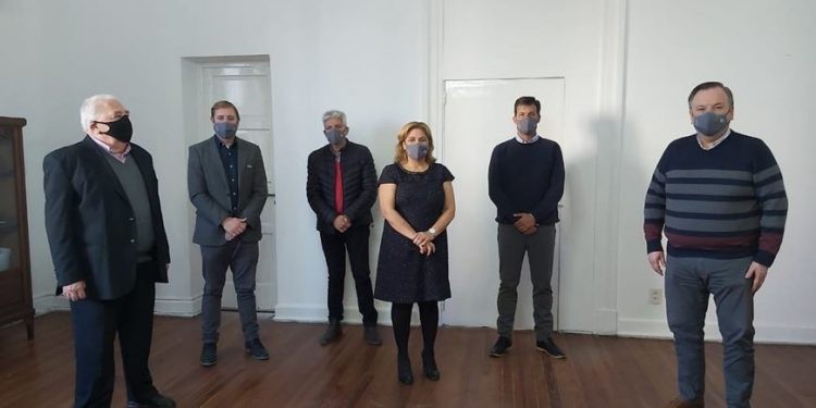 Reunión de la Comisión de Salud del Senado con la Ministra Sonia Martorano | Legislativas