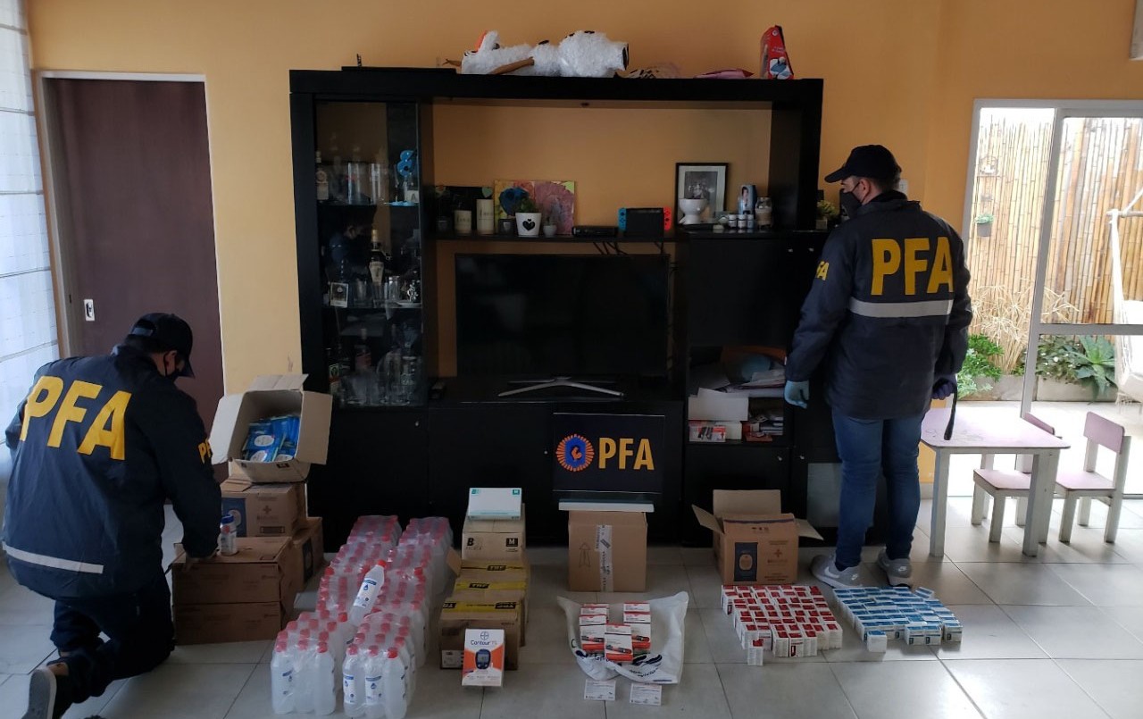 Tucumán: desarticulan una banda que producía y vendía medicamentos ilegales | Nacionales