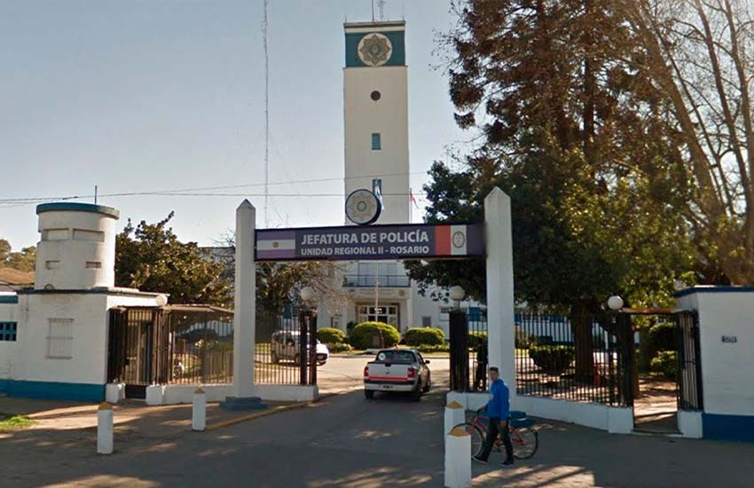 Rosario: Cierran una comisaría y aíslan a 5 agentes por caso sospechoso de covid | Noticias