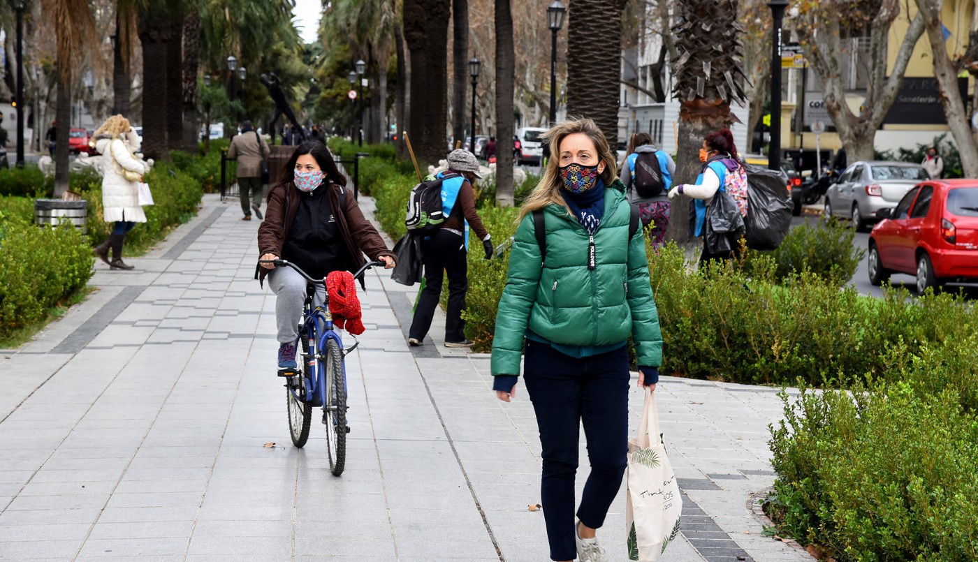 Rosario: controles por el uso obligatorio de barbijos y multas de hasta 14 mil pesos | Noticias