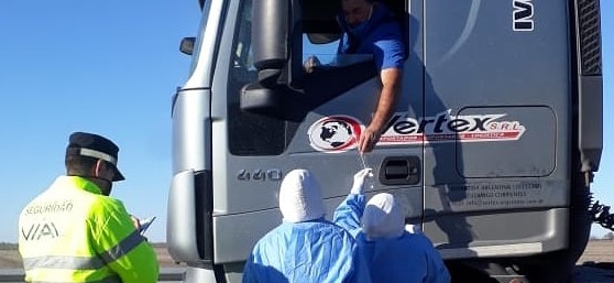 Desde este lunes comienzan a exigir el hisopado negativo en las rutas santafesinas | Noticias