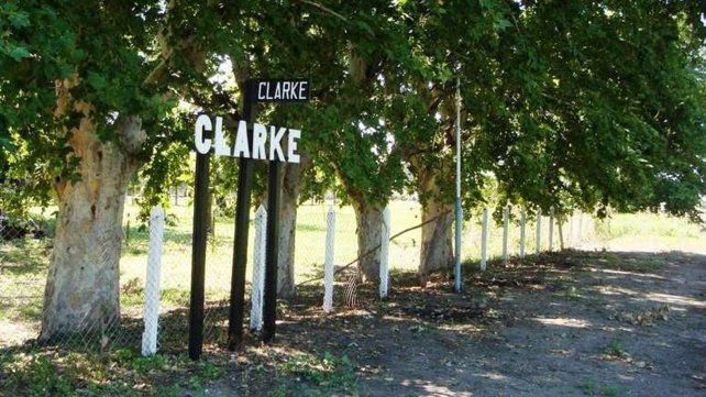 No los dejaron entrar al pueblo: celebraron la misa en plena ruta | Noticias