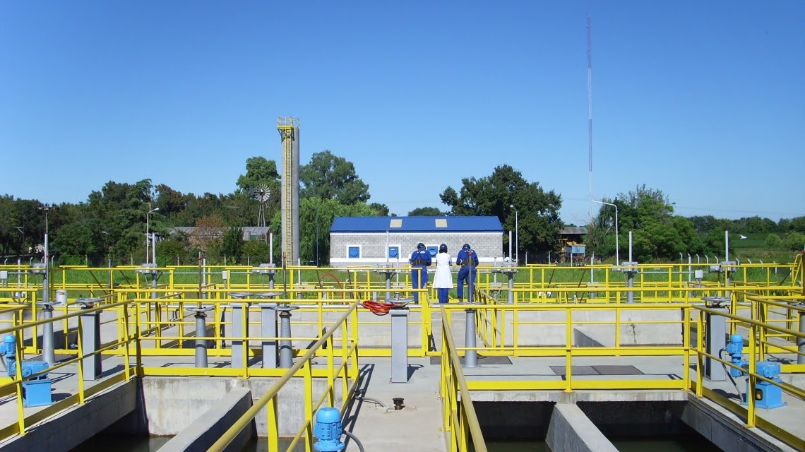 Abren licitación para equipar la planta del Acueducto Centro Oeste Santafesino | Noticias