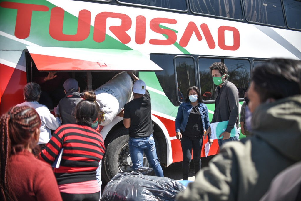 La Municipalidad ayudó a regresar a Chaco a otros 49 integrantes de la comunidad Qom | Noticias