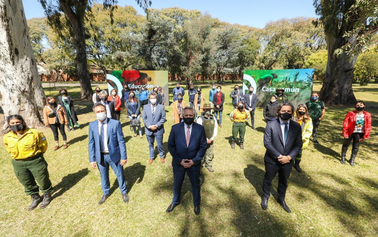 Fernández: "Comprometámonos a dejar de contaminar el lugar donde vivimos” | Nacionales