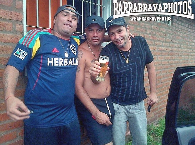 Rosario: balearon a un ex líder de la barra brava de Colón | Noticias