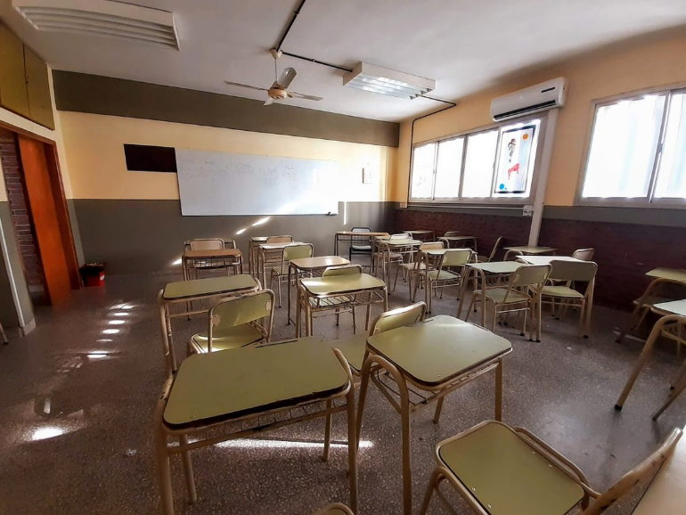 Diputados piden a Perotti debatir el regreso a las aulas | Legislativas