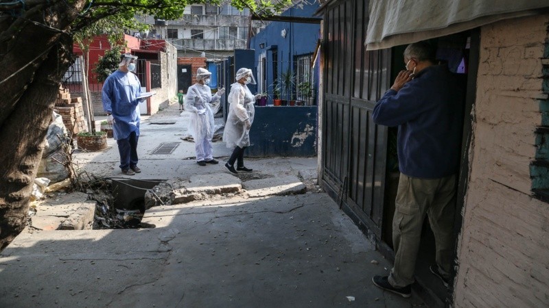 Récord de contagios diarios a nivel nacional: 14.392 | Noticias