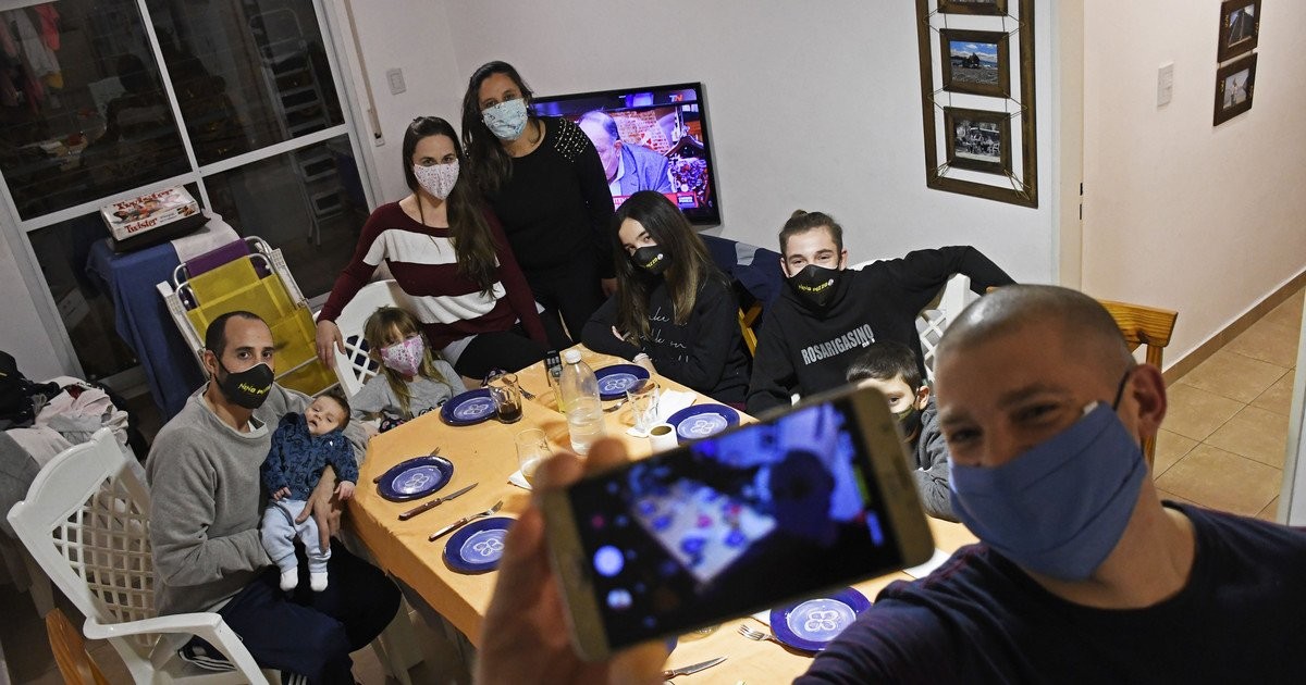 Proponen "burbujas familiares" para celebrar el día de la madre y las fiestas de fin de año | Legislativas