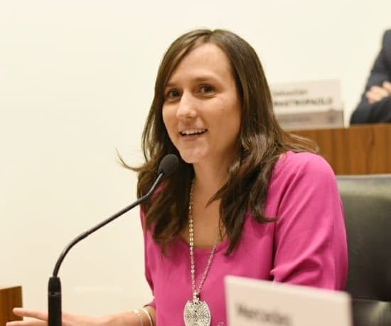 “Ponele el pecho: hablemos  de cáncer de mama” | Legislativas