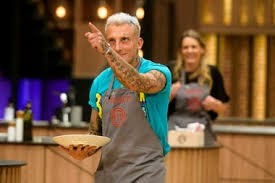 MasterChef: Viki Xipolitakis tiene covid-19 y ya hay reemplazante para El Polaco | Espectaculos