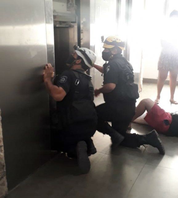 Se desplomó un ascensor con cinco personas en su interior | Noticias