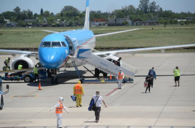Rosario: Aerolíneas canceló vuelos y crecen las quejas de los usuarios | Información General