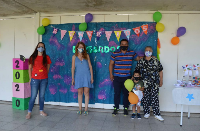 Jardines Municipales: Docentes despidieron a niñas y niños de salas de tres | Información General