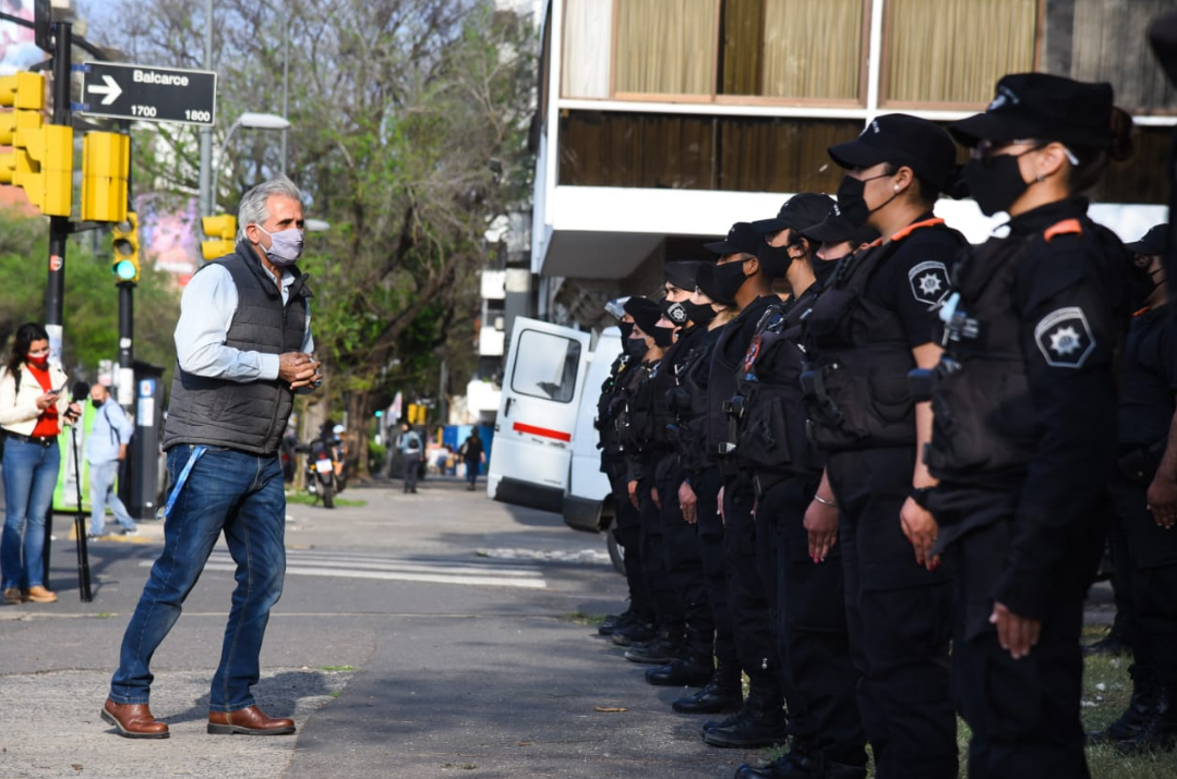 Desplegaron operativos de seguridad en barrios y centros comerciales de la provincia | Noticias