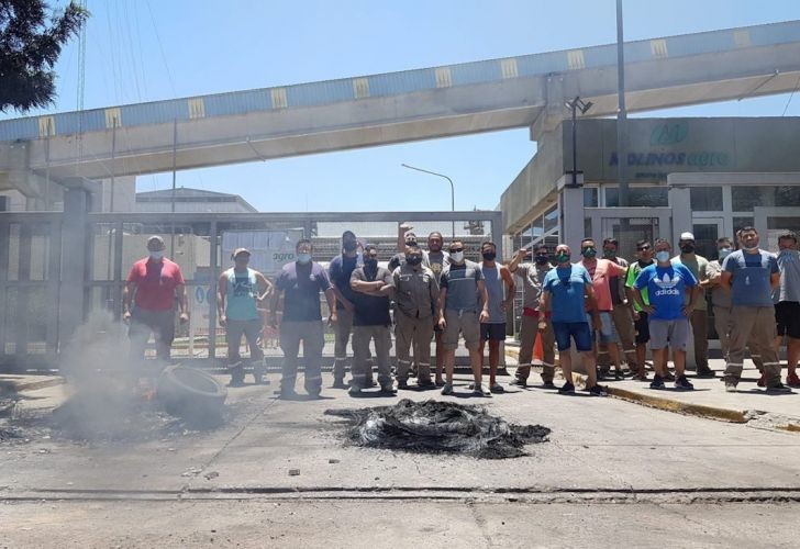 Tras tres semanas, aceiteros levantaron el paro y los puertos vuelven a funcionar | Noticias